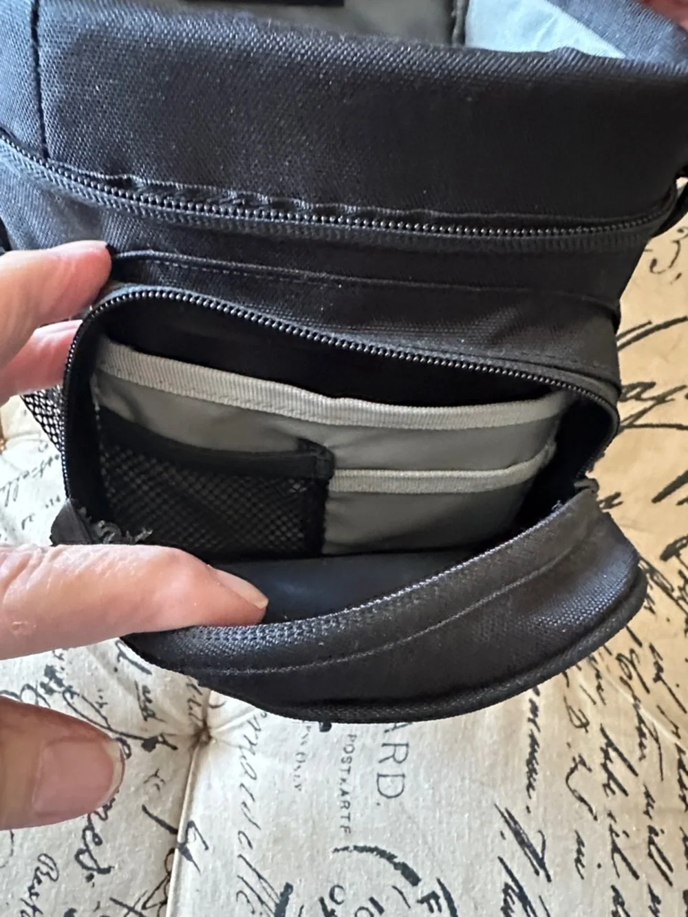 Lowepro Compact Camera Shoulder Bag - Black